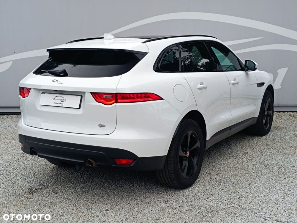Jaguar F-Pace - 14