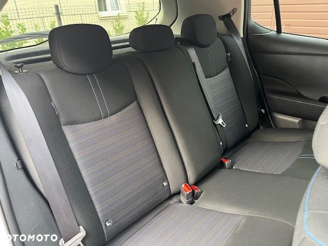 Nissan Leaf 40kWh 10 - 12