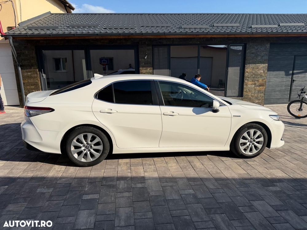 Toyota Camry 2.5 Dynamic - 4
