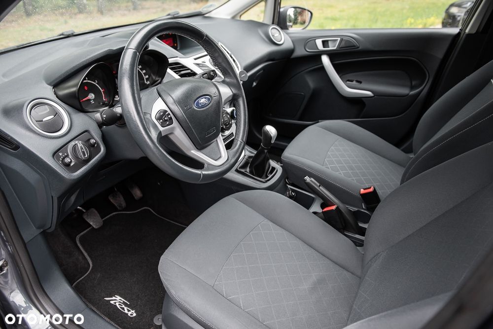 Ford Fiesta 1.25 Titanium X - 6
