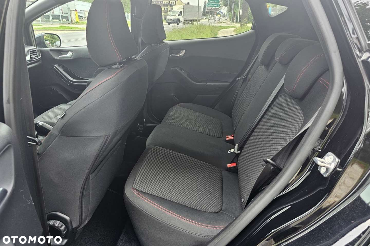 Ford Fiesta - 16