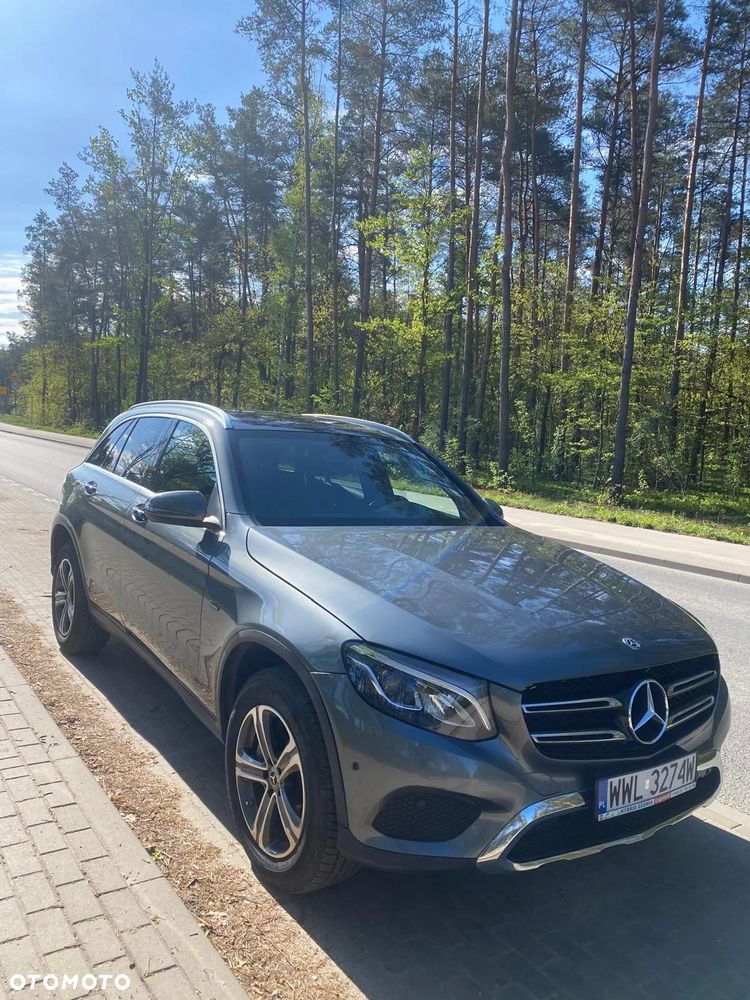 Mercedes-Benz GLC 300 e 4-Matic - 2