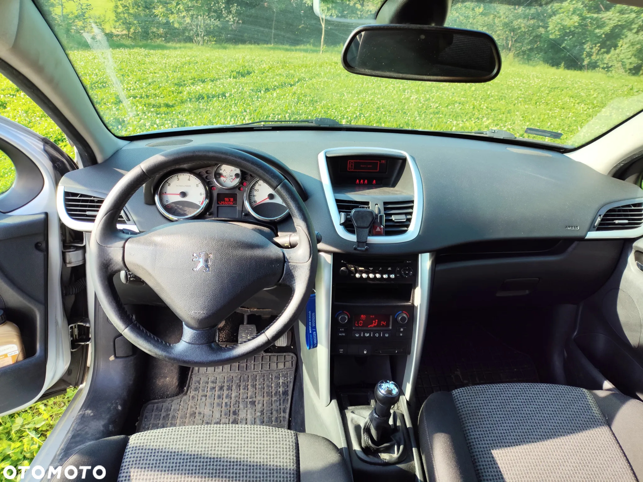 Peugeot 207 - 9
