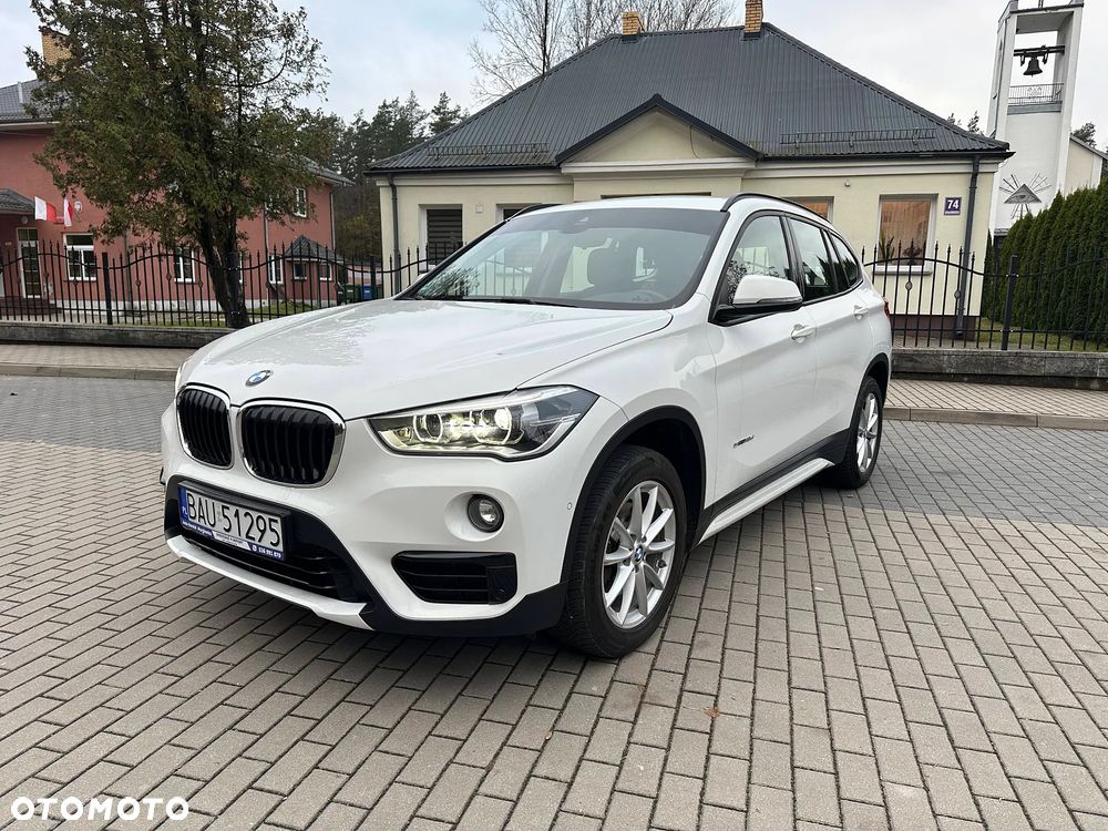 BMW X1 sDrive18d Sport Line - 1
