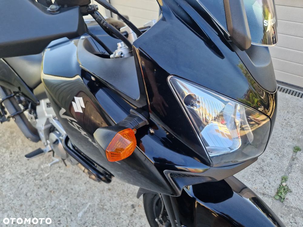 Suzuki V-STROM - 14