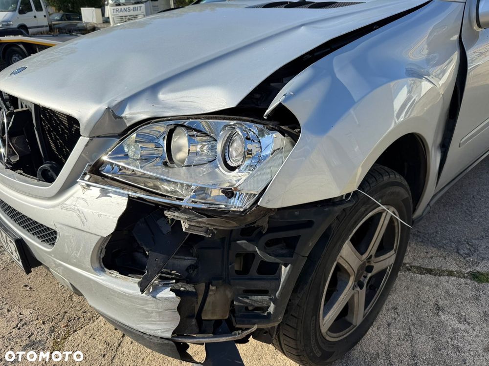 Mercedes-Benz ML 350 4-Matic - 6