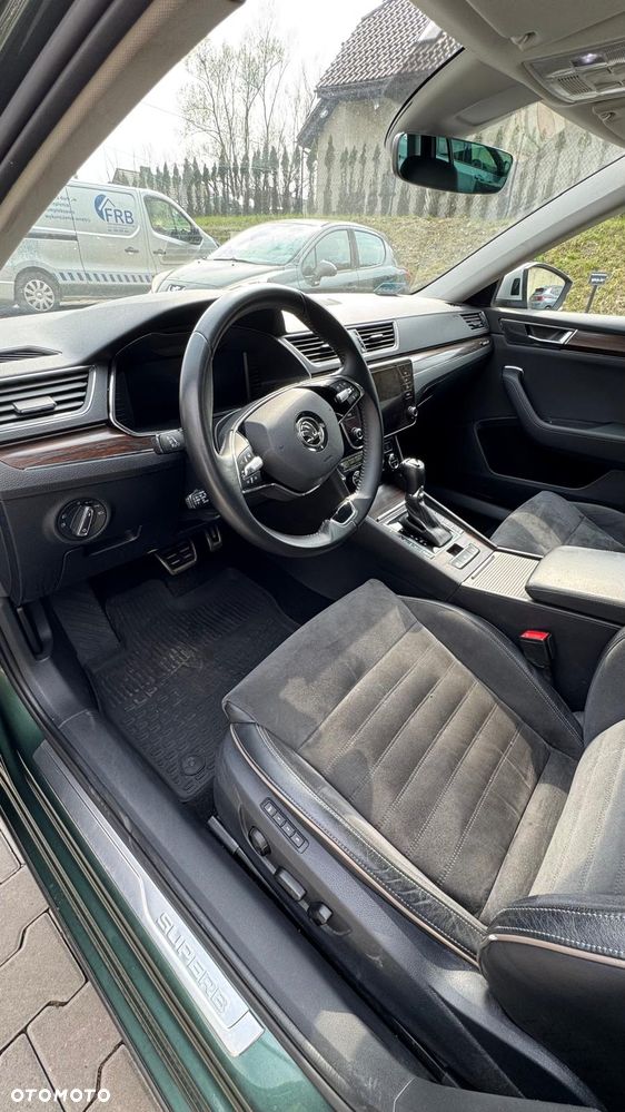 Skoda Superb 2.0 TDI SCR 4x4 Scout DSG - 2