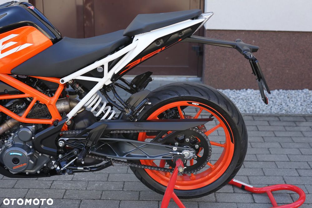KTM Duke - 23