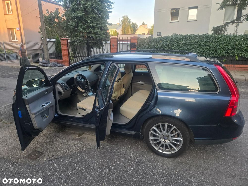Volvo V50 - 22