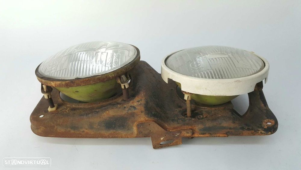 FAROL DIREITO SEAT 132/1800 - 3