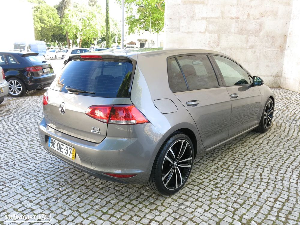 VW Golf 1.6 TDI Confortline - 4