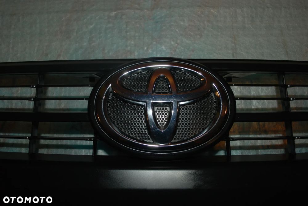 ATRAPA GRILL TOYOTA HILUX VIII 8 LIFT 2020 -> - 5