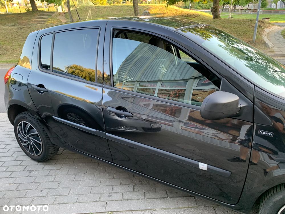 Renault Clio 1.2 16V Alize - 5