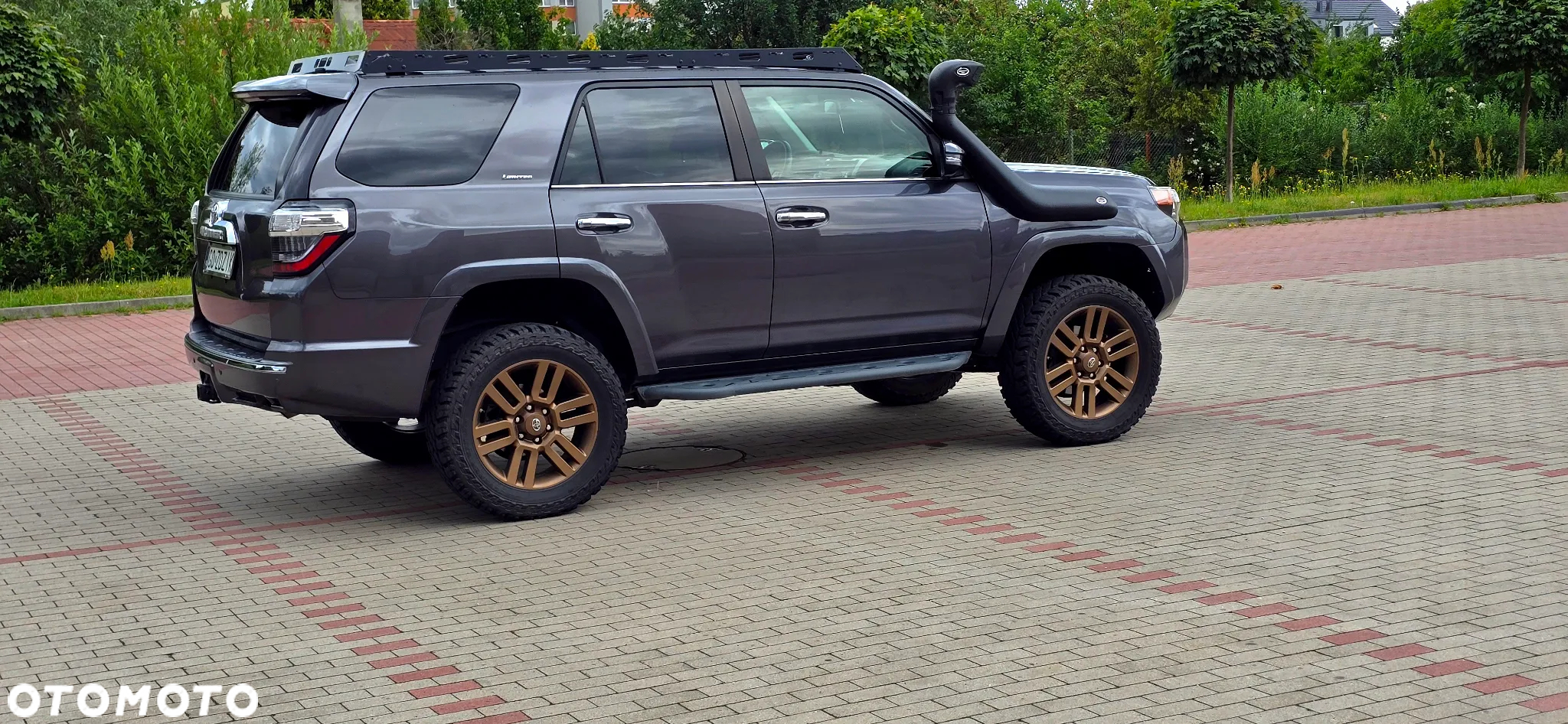 Toyota 4-Runner - 8