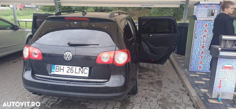Volkswagen Passat Variant 2.0 Blue TDI DSG SCR Trendline - 10