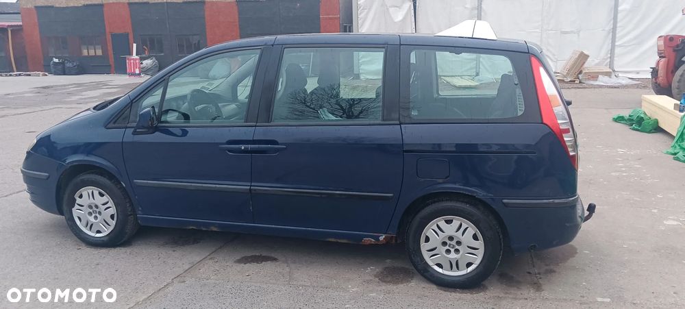 Fiat Ulysse 2.0 16V Active - 10