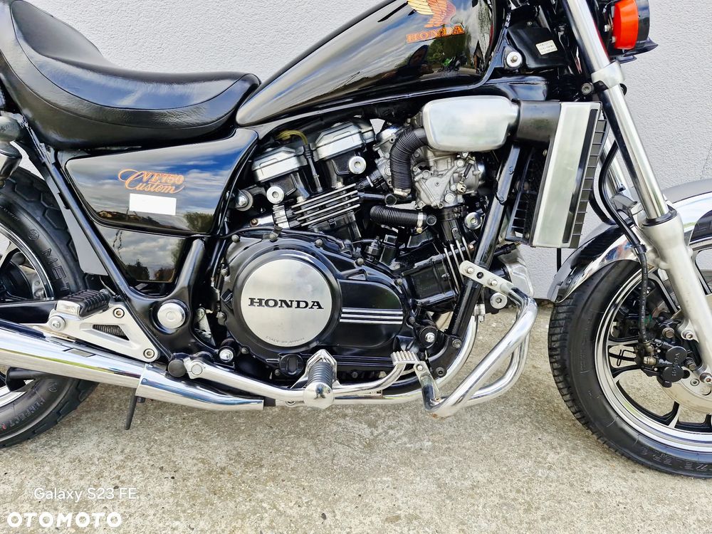Honda VF - 8