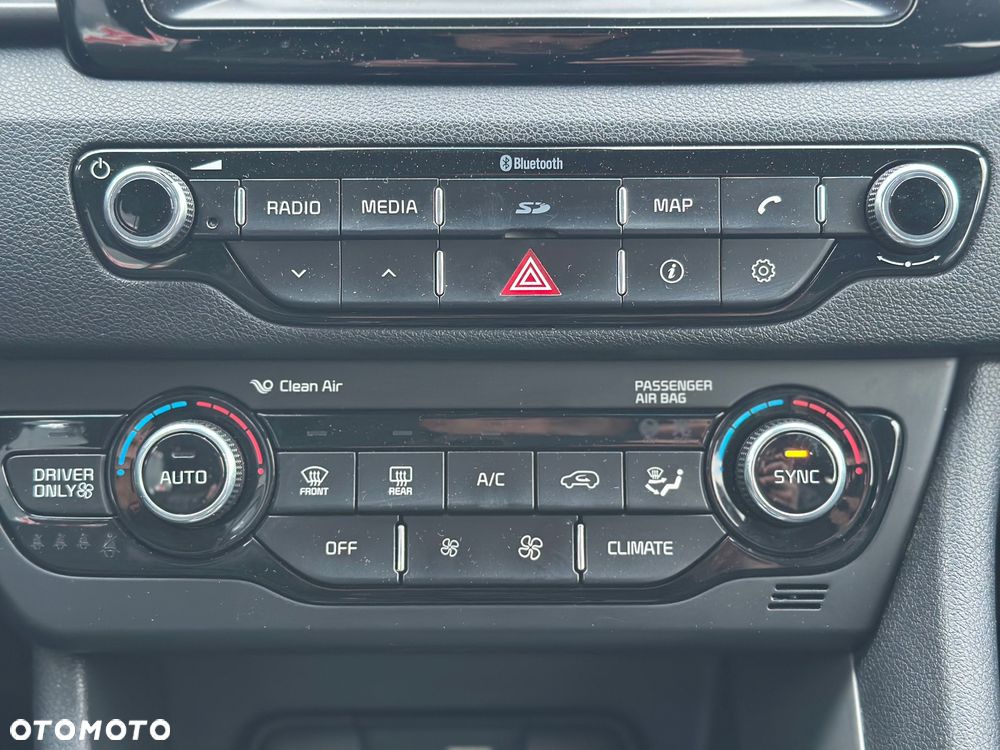 Kia Niro 1.6 GDI HEV 2WD OPF Vision - 15