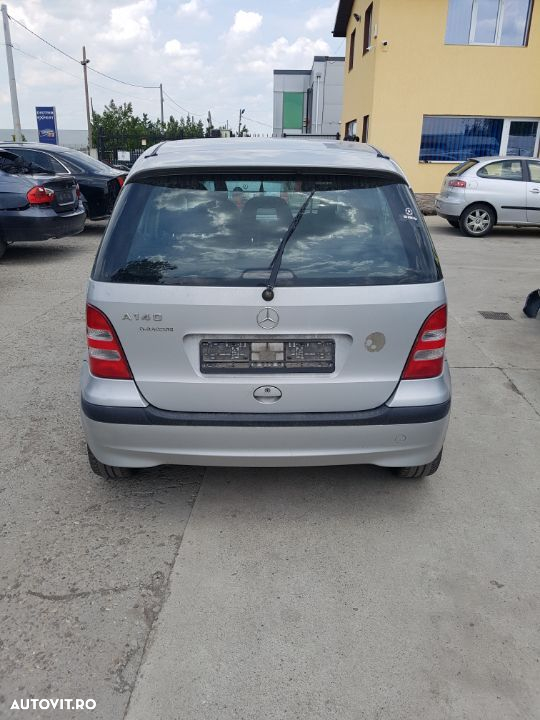 Dezmembrez Mercedes-Benz A 140 - 3