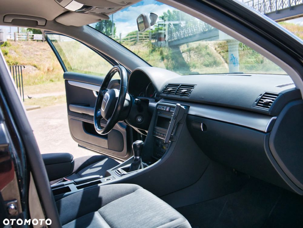 Audi A4 Avant 2.0 TDI DPF - 19