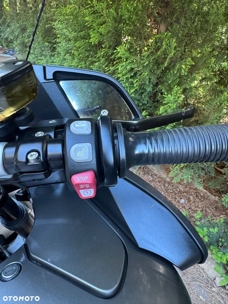 BMW R - 18