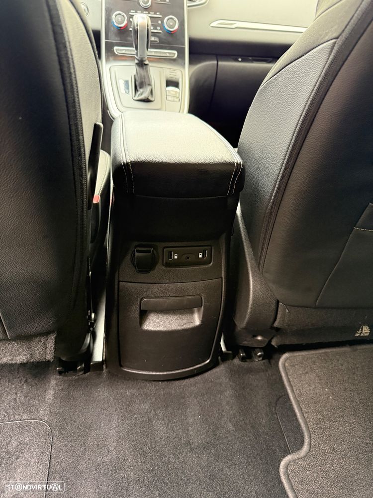 Renault Grand Scénic - 35