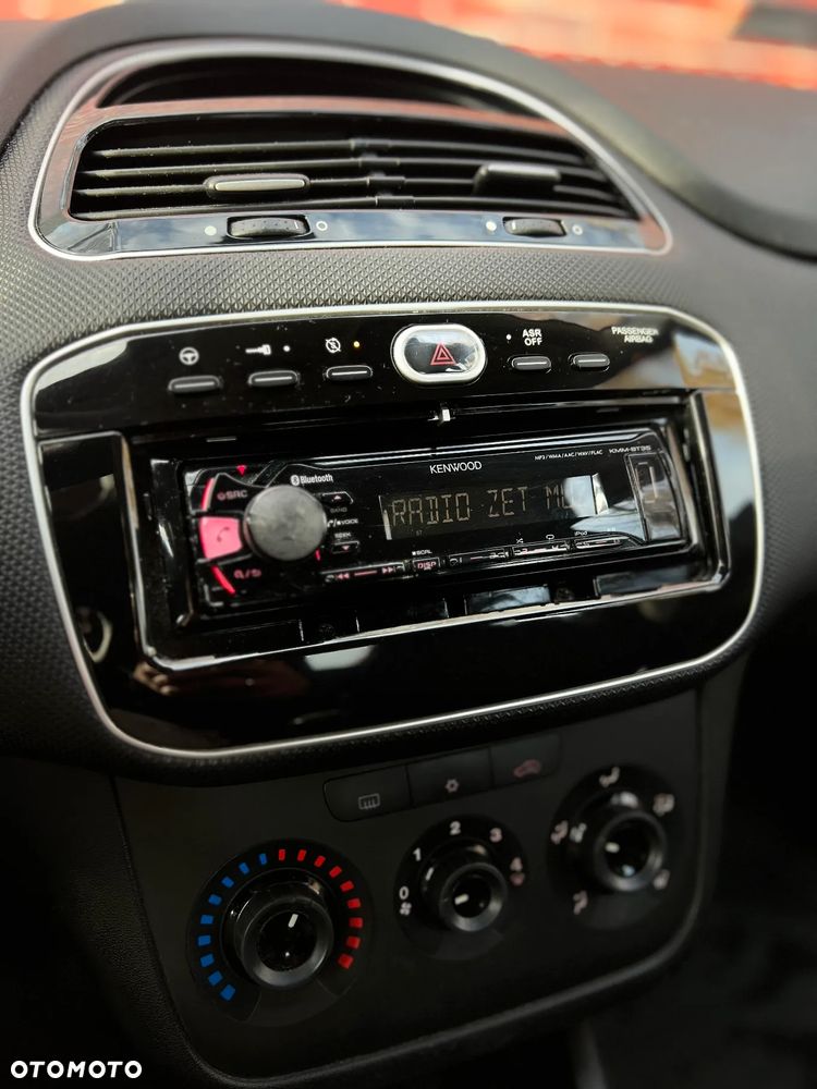 Fiat Punto 1.4 Easy S&S - 21