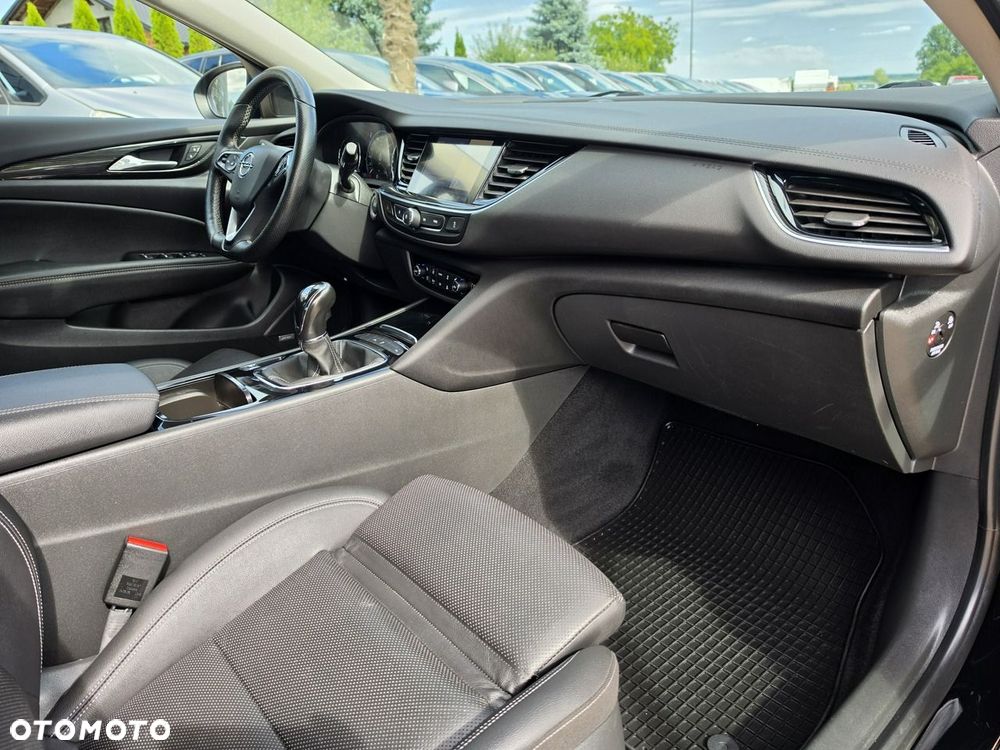 Opel Insignia 1.6 Exclusive - 29