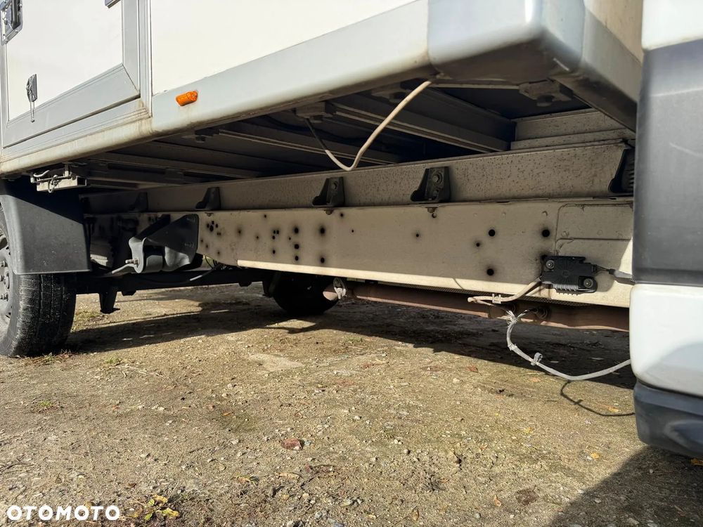 Ford Transit Kontener - 22