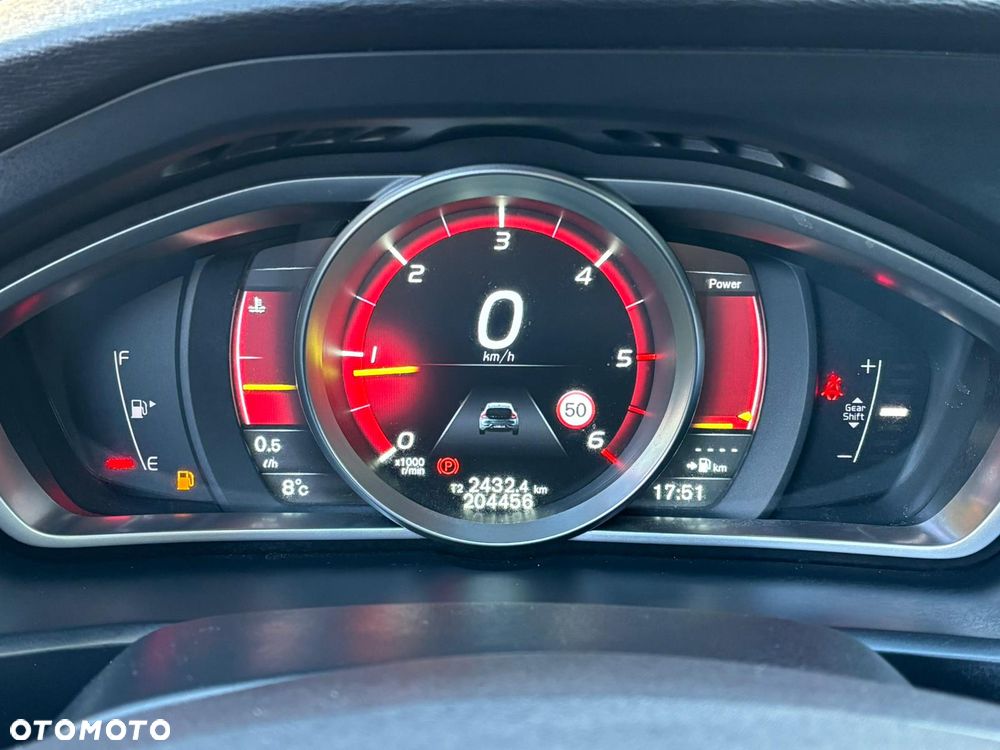 Volvo V40 D4 Drive-E Ocean Race - 19