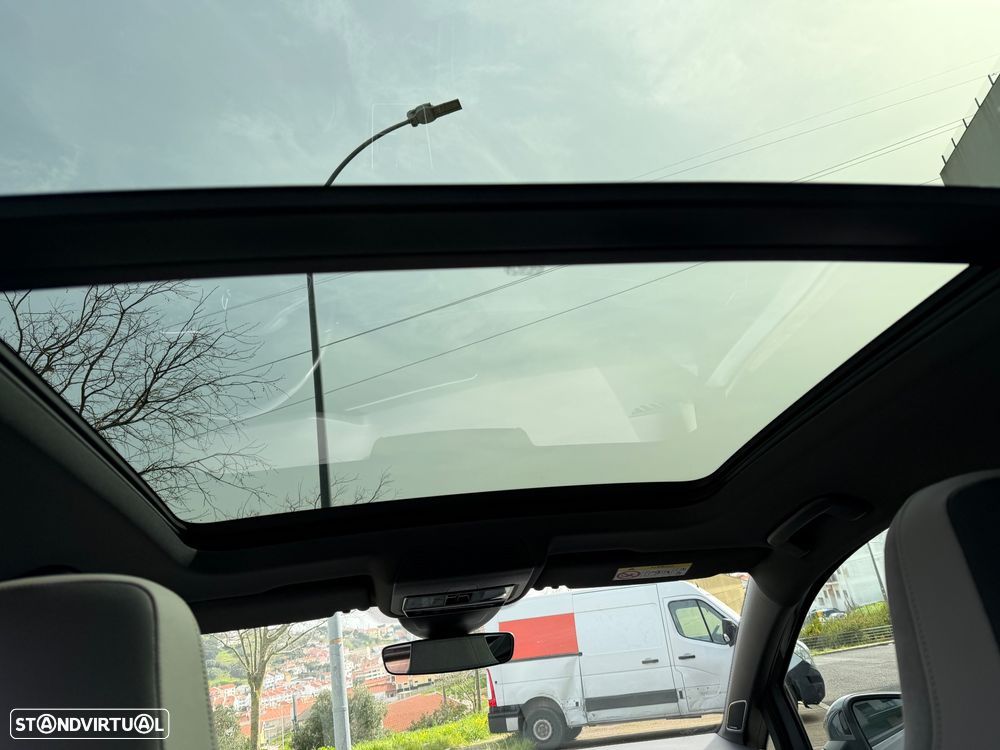 VW Golf 2.0 TDI SCR DSG R-Line - 28