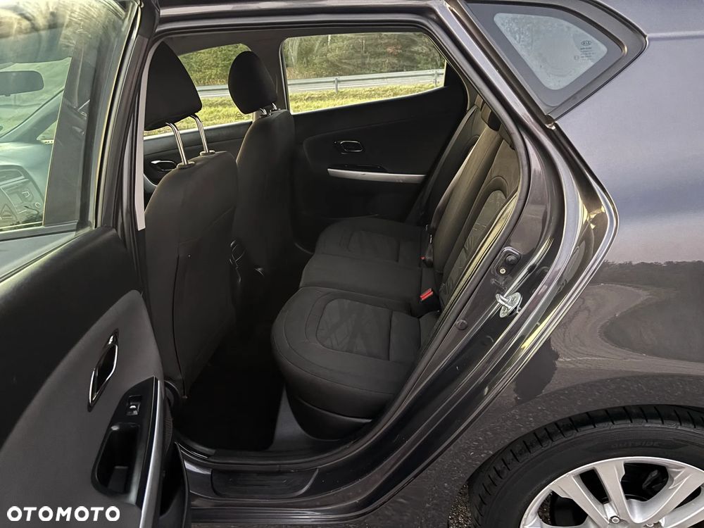 Kia Ceed 1.4 CVVT Dream Team Edition - 15