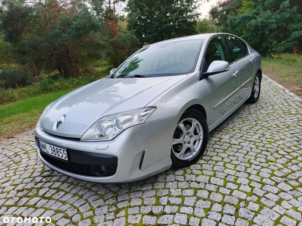 Renault Laguna dCi 150 FAP GT - 34
