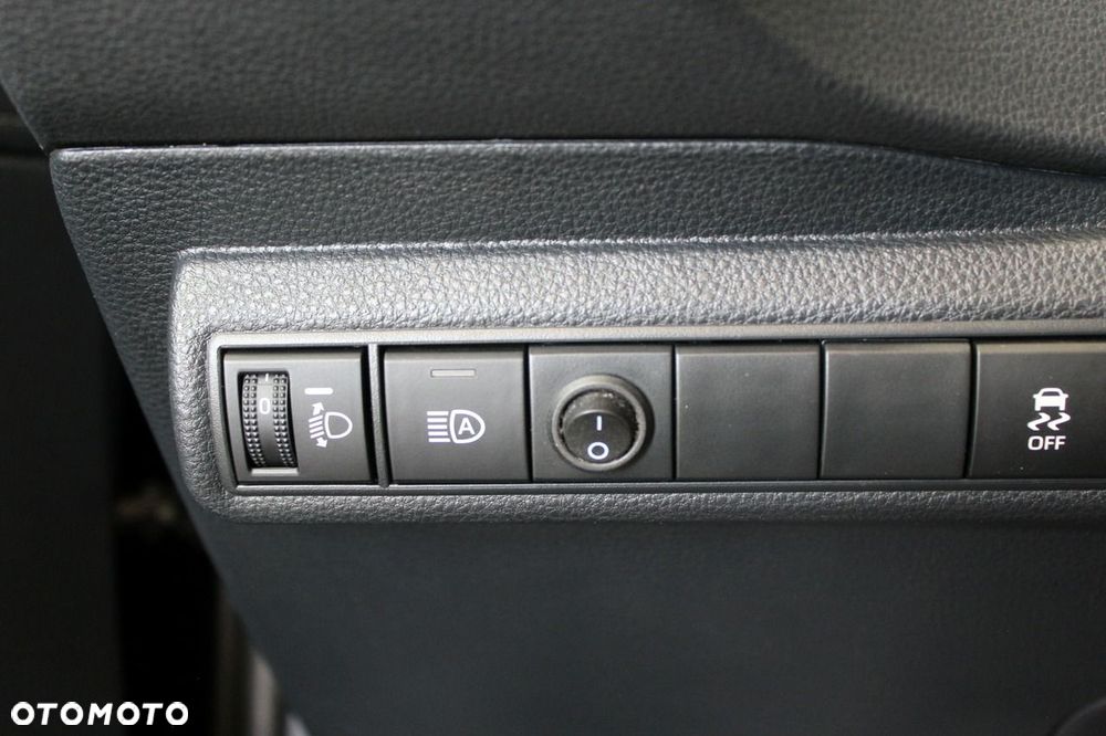 Toyota Corolla 1.8 Hybrid Comfort - 25