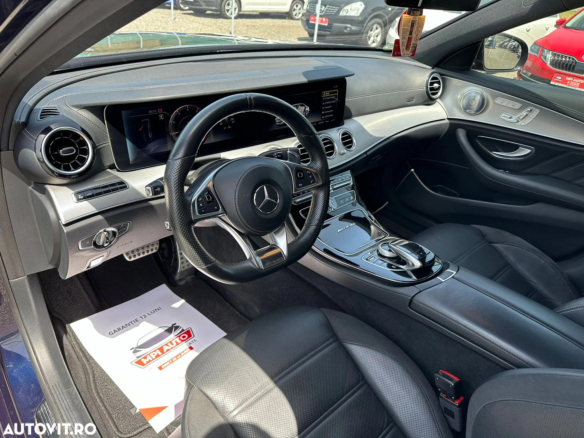 Mercedes-Benz E AMG 63 4Matic+ T 9G-TRONIC - 12