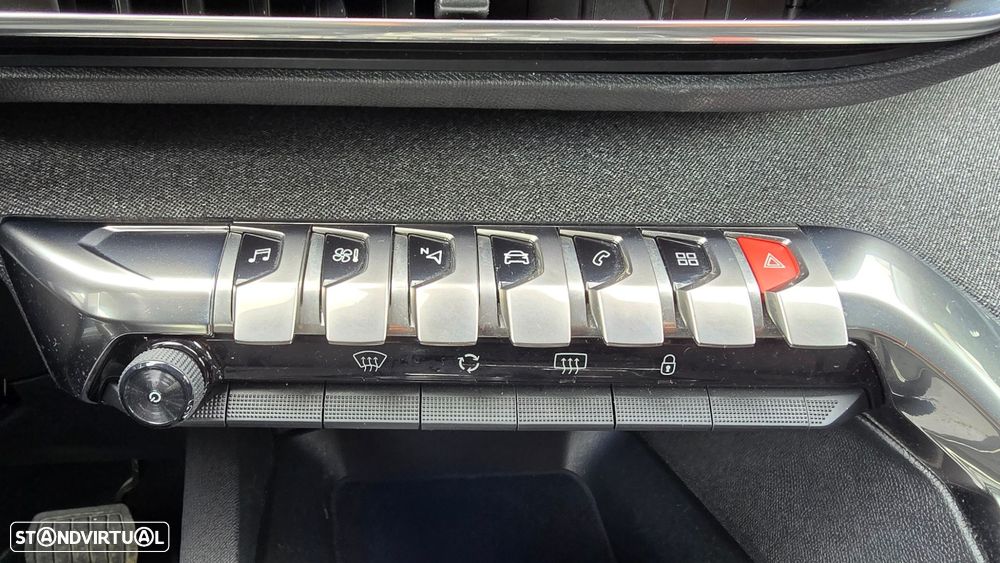 Peugeot 3008 1.5 BlueHDi Allure Pack EAT8 - 45