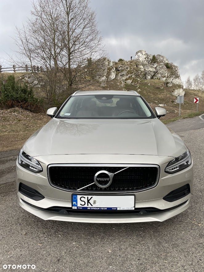 Volvo V90 D3 AWD Momentum - 2