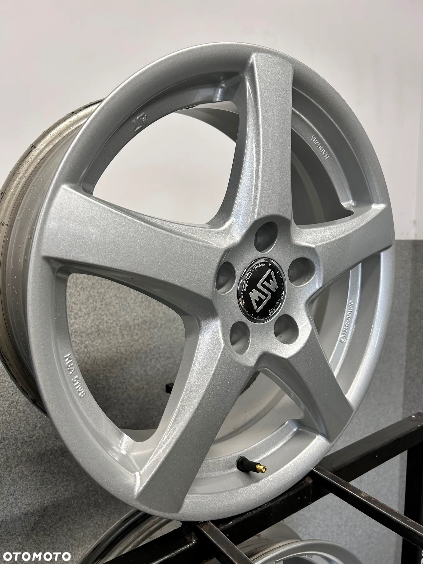 4 FELGI ALU. VW PASSAT B6,B7,B8,ARTEON,NEW BEETLE,T-ROC,ATECA,SKODA SUPERB,SEAT LEON 17'' 6,5J ET41 DESIGNED by O.Z. - 6