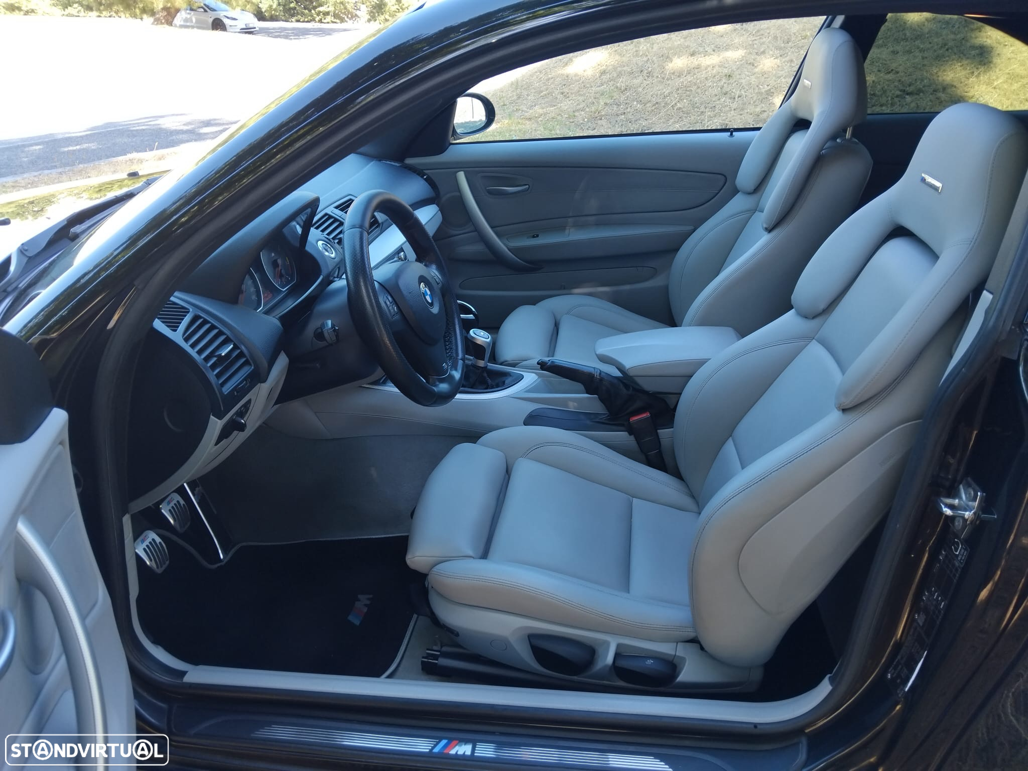 BMW 123 d Coupe - 13