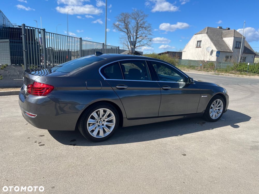 BMW Seria 5 520d Luxury Line - 17