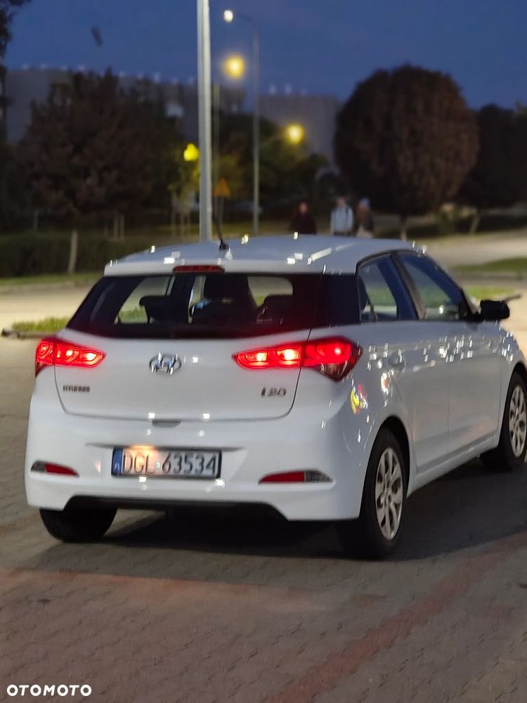 Hyundai i20 1.2 Comfort - 4