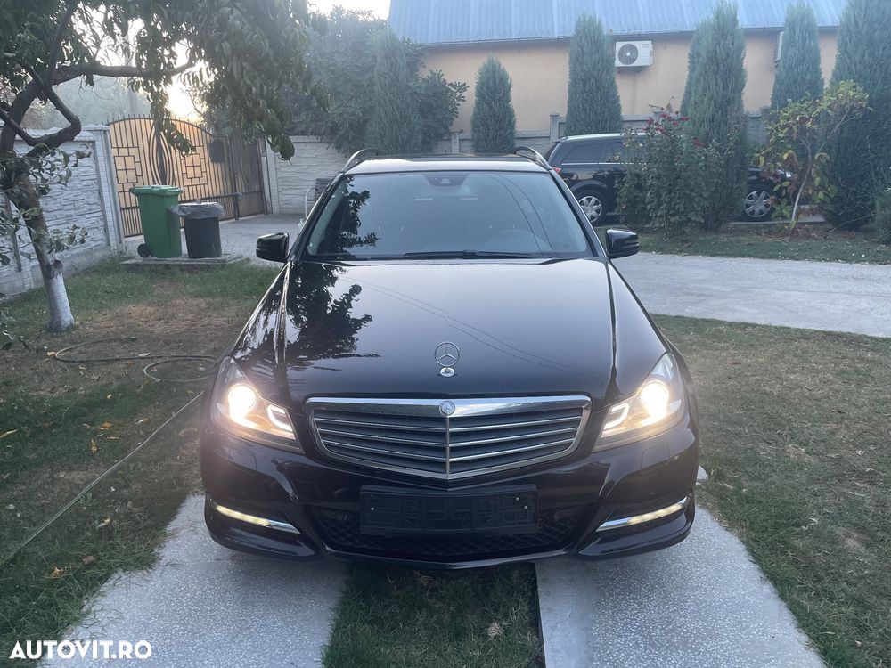 Mercedes-Benz C - 16