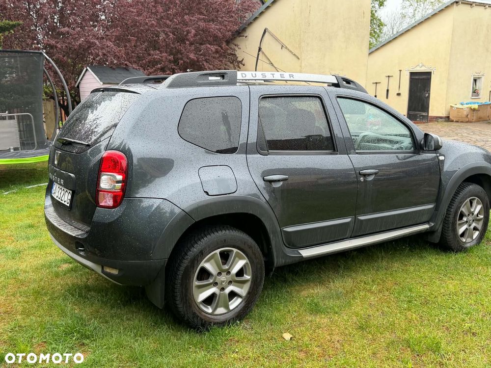 Dacia Duster 1.6 SCe Laureate S&S - 9
