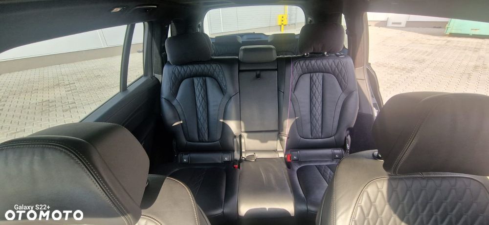 BMW X7 - 18