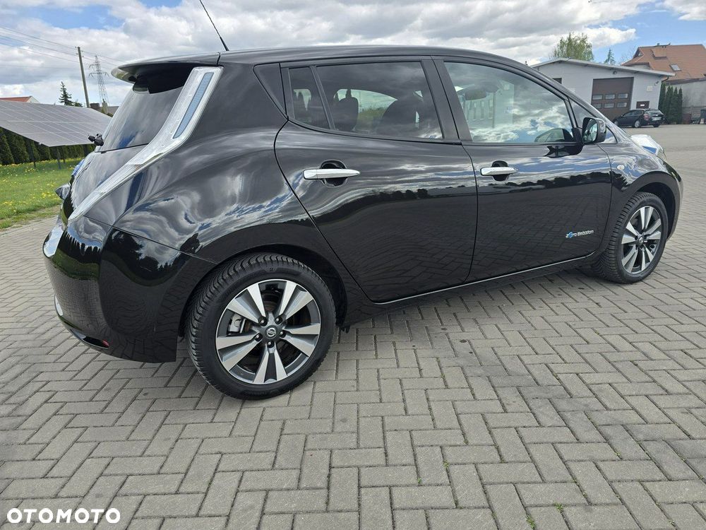 Nissan Leaf - 10