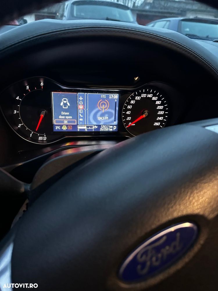 Ford Mondeo 2.0 TDCI PowerShift Business Class - 12