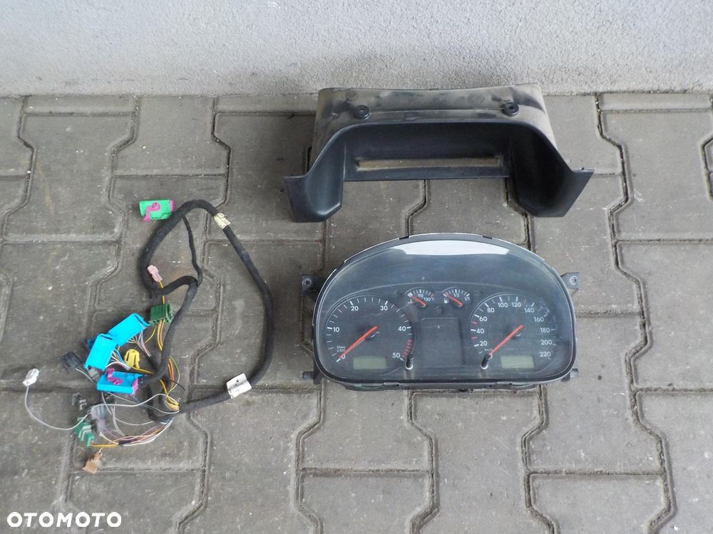 VW T4 2.5TDI LICZNIK PRĘDKOŚCIOMIERZ 7D0920800B ZESTAW - 1