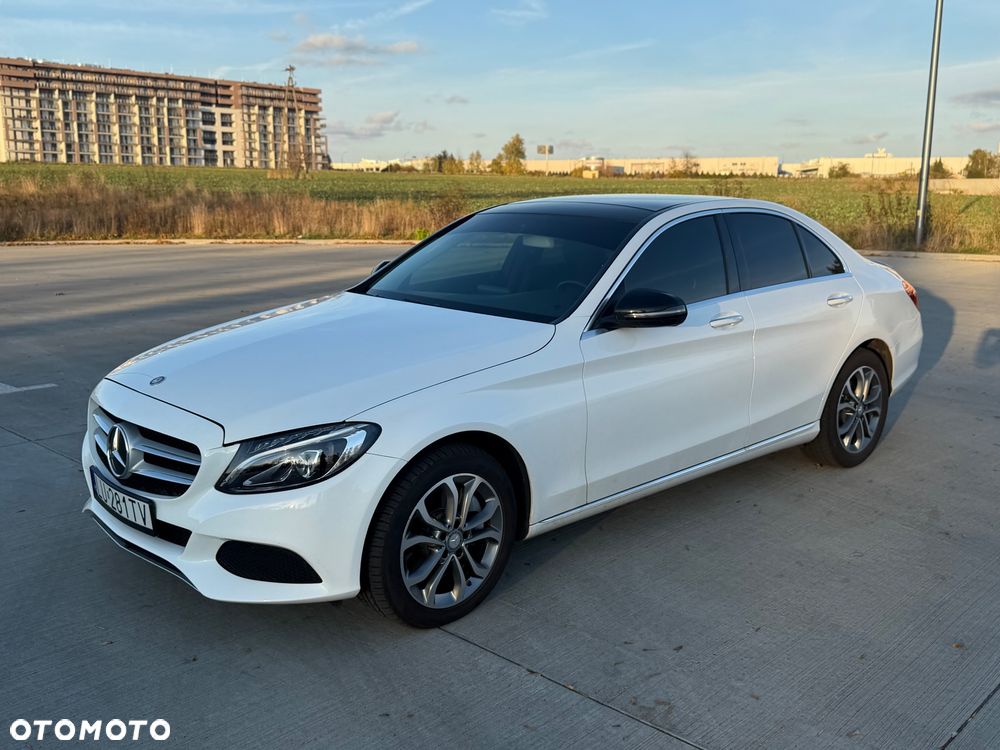 Mercedes-Benz Klasa C 300 7G-TRONIC - 17