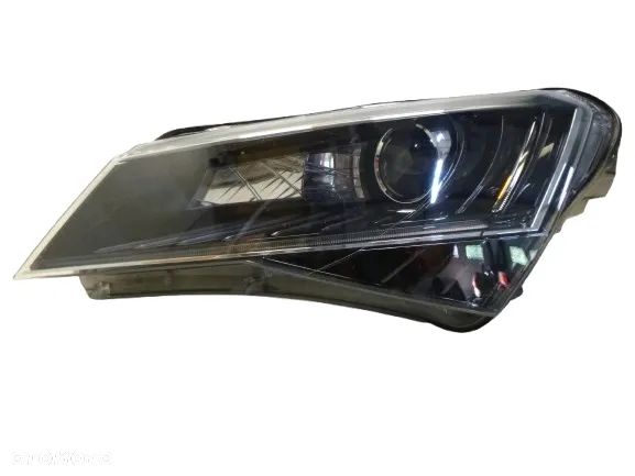 SKODA SUPERB III LAMPA REFLEKTOR XENON SKRĘTNY LEWA LEWY PRZÓD PRZEDNIA ORYGINAŁ - 1