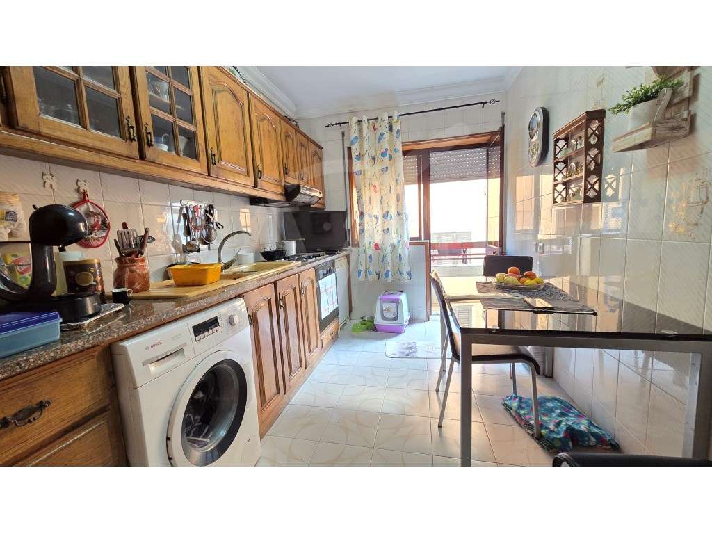 Apartamento T2 com garagem fechada - Vila do Conde - Grande imagem: 2/14
